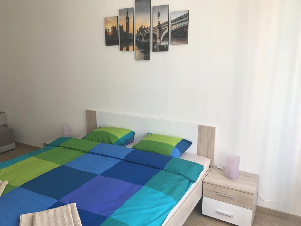 Apartment Glory Anglicka Prague Ngoại thất bức ảnh